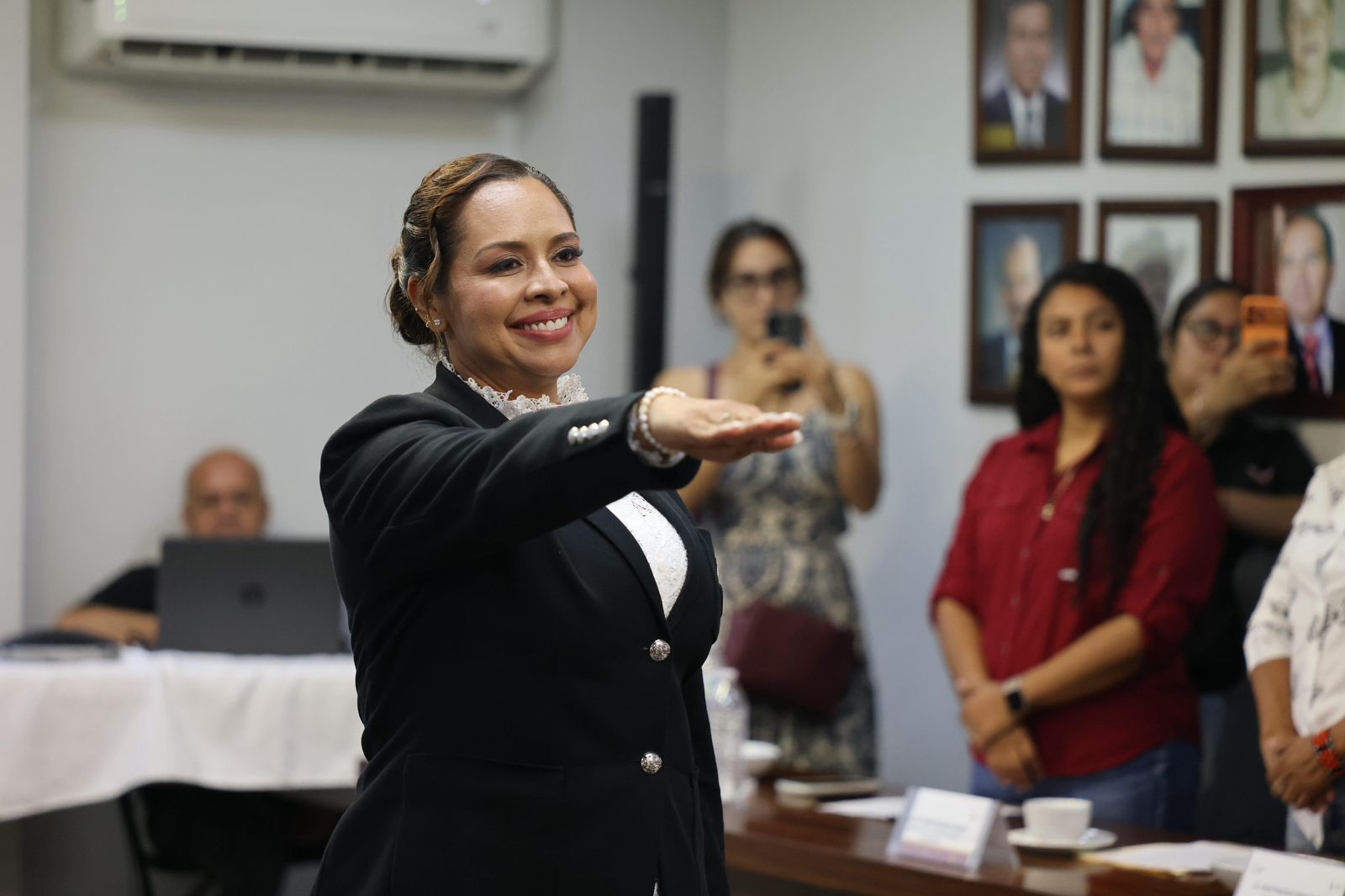 Ciola Arévalos asume la Secretaría General del H. XII Ayuntamiento de Bahía de Banderas 